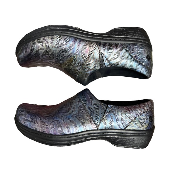 Klogs Shoes Klogs Comfort Shoes 85 Poshmark